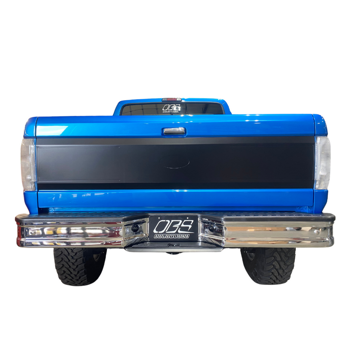 Tailgate Panel With Machined Oval