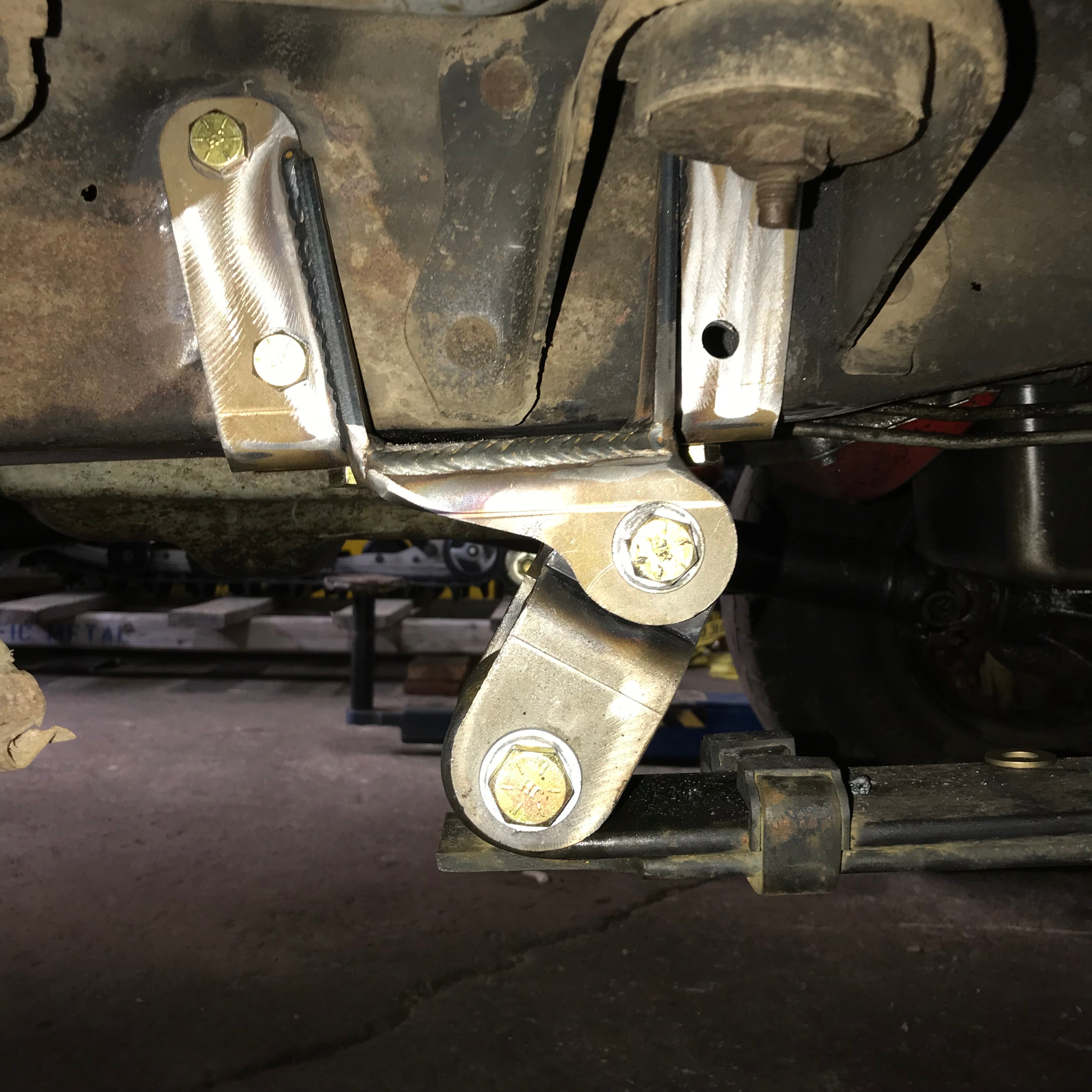 式部(SHIKIBU) SKB-H1503 Energy Suspension 7.2103 Rear Leaf Spring Bushings | Energy