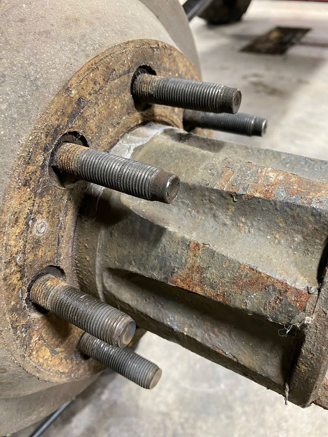 8 x 6.5 Bolt Pattern 2 Inch Wheel Spacers